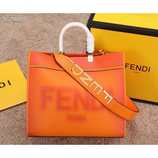 FENDI フェンディ 2021年最新なクラシックな トートバッグ