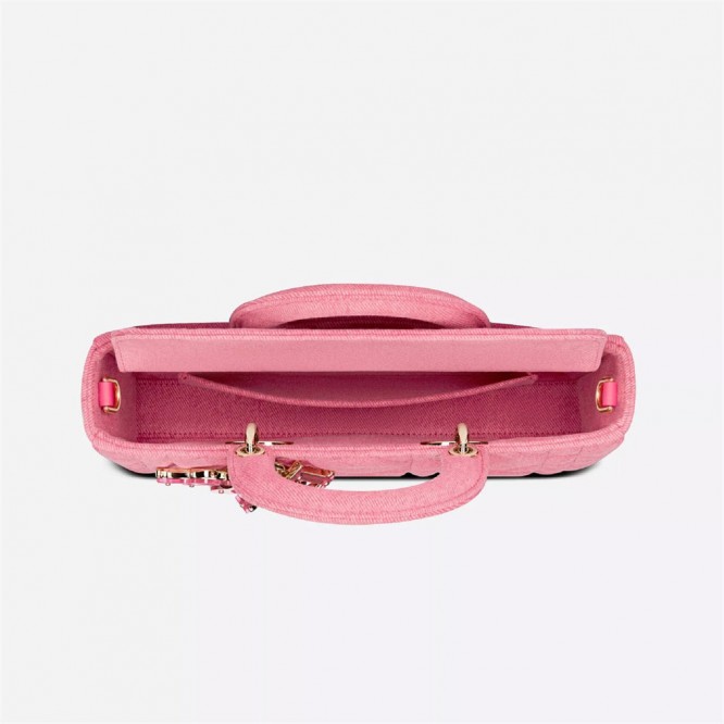 【DIOR】 LADY D-JOY 雑誌掲載！泉里香さん愛用の夏感あふれる新作バッグが登場！