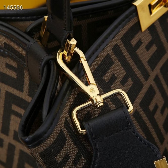 FENDI フェンディ 2021年最新なクラシックな トートバッグ