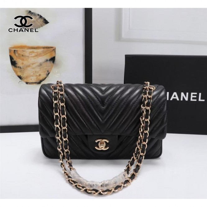 Chanel シャネル 大きなクラシックなハンドバッグ