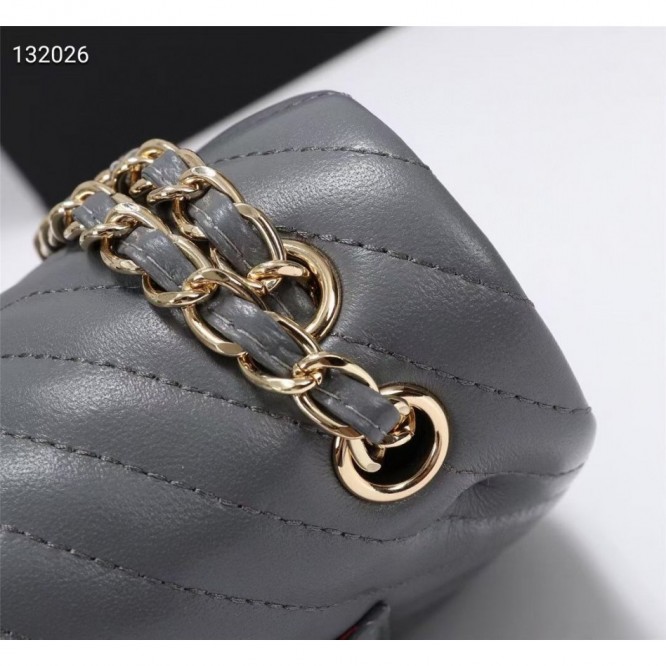Chanel シャネル 大きなクラシックなハンドバッグ