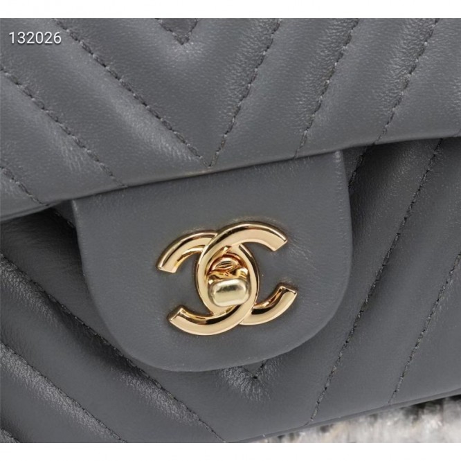 Chanel シャネル 大きなクラシックなハンドバッグ