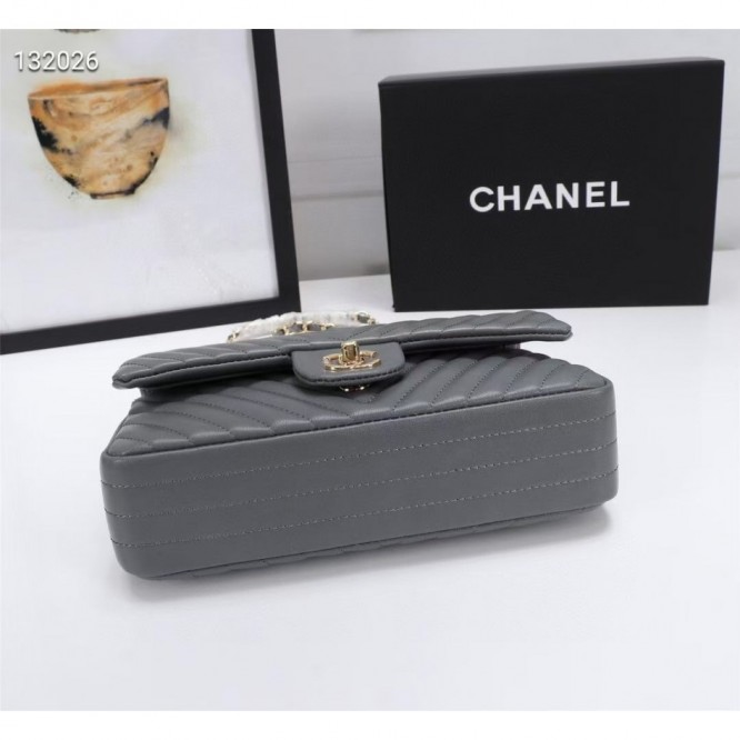 Chanel シャネル 大きなクラシックなハンドバッグ