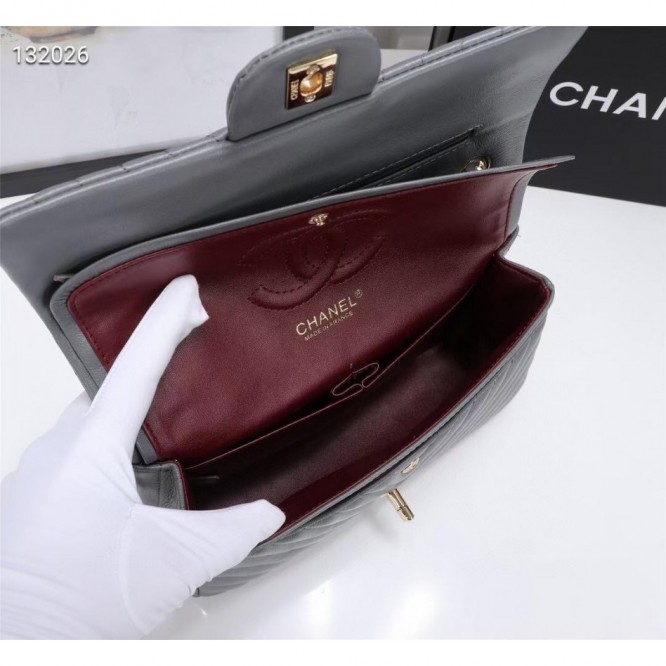 Chanel シャネル 大きなクラシックなハンドバッグ