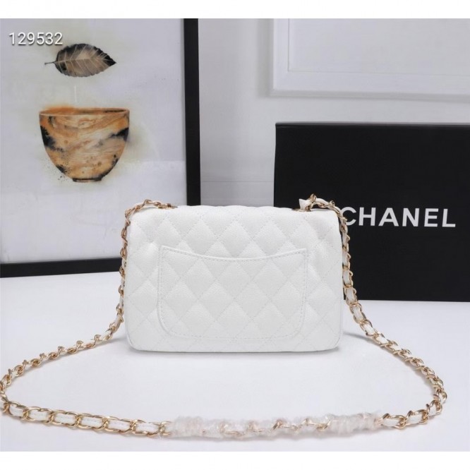 Chanel シャネル 大きなクラシックなハンドバッグ