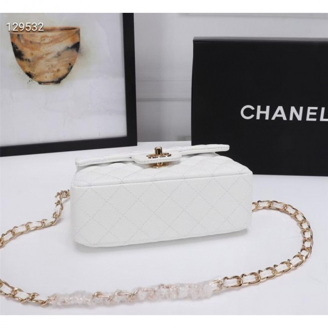 Chanel シャネル 大きなクラシックなハンドバッグ