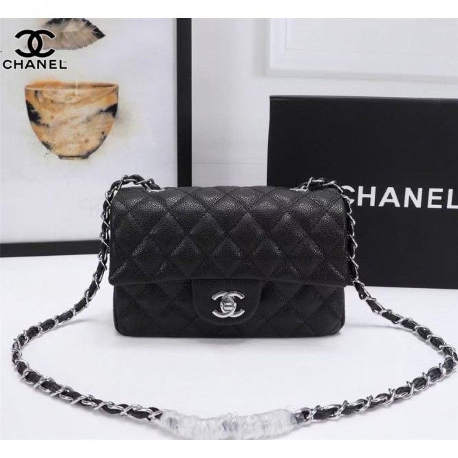 Chanel シャネル 大きなクラシックなハンドバッグ