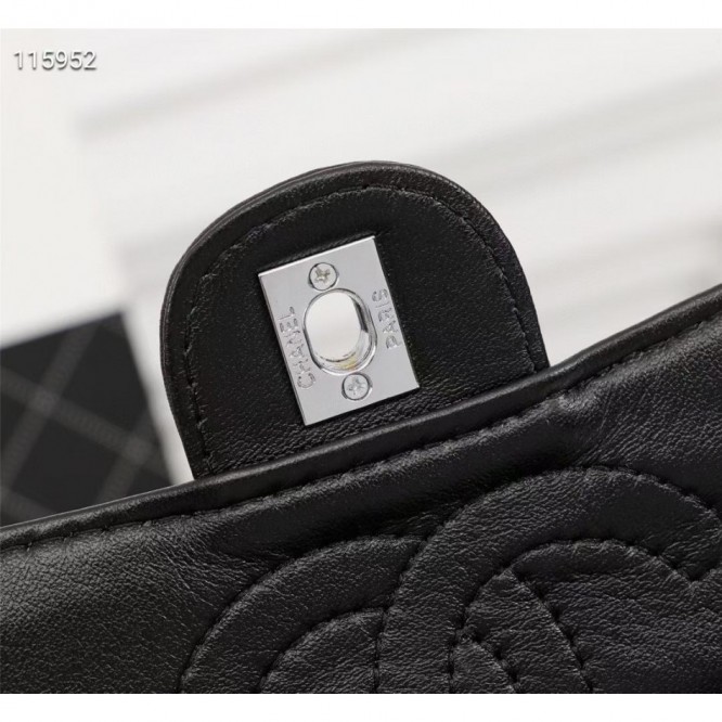 Chanel シャネル 大きなクラシックなハンドバッグ