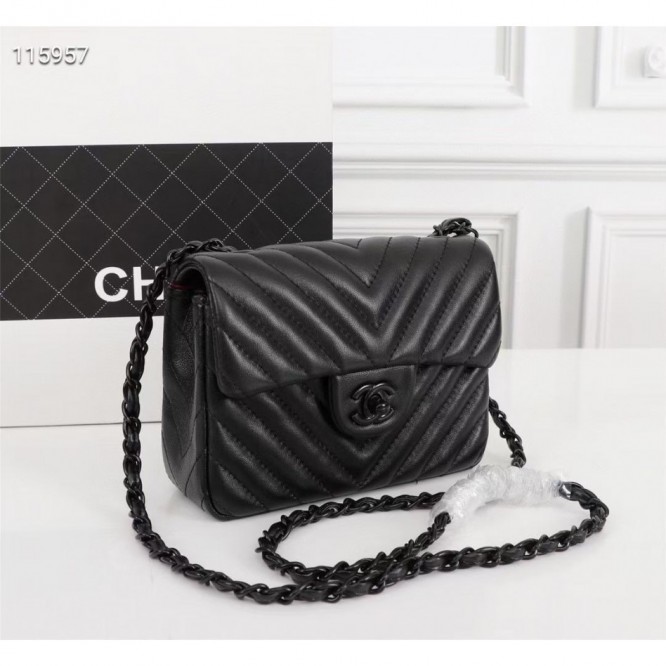 Chanel シャネル 大きなクラシックなハンドバッグ
