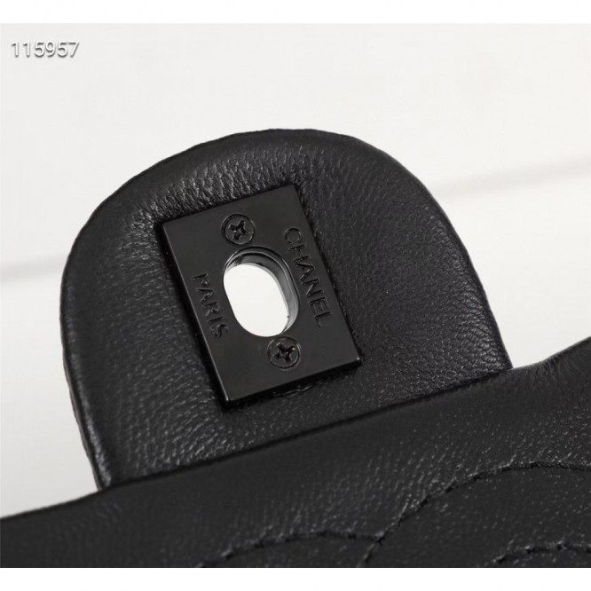 Chanel シャネル 大きなクラシックなハンドバッグ