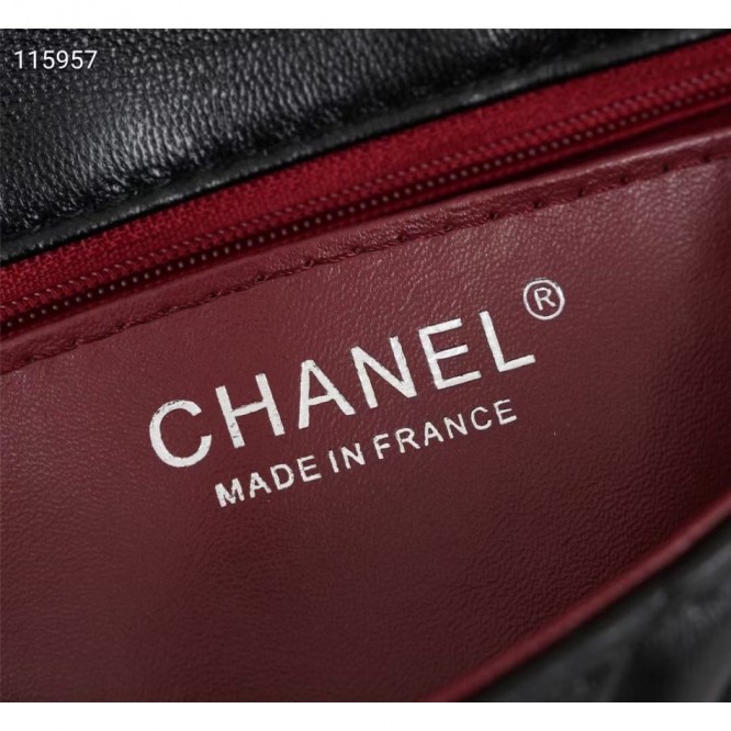 Chanel シャネル 大きなクラシックなハンドバッグ