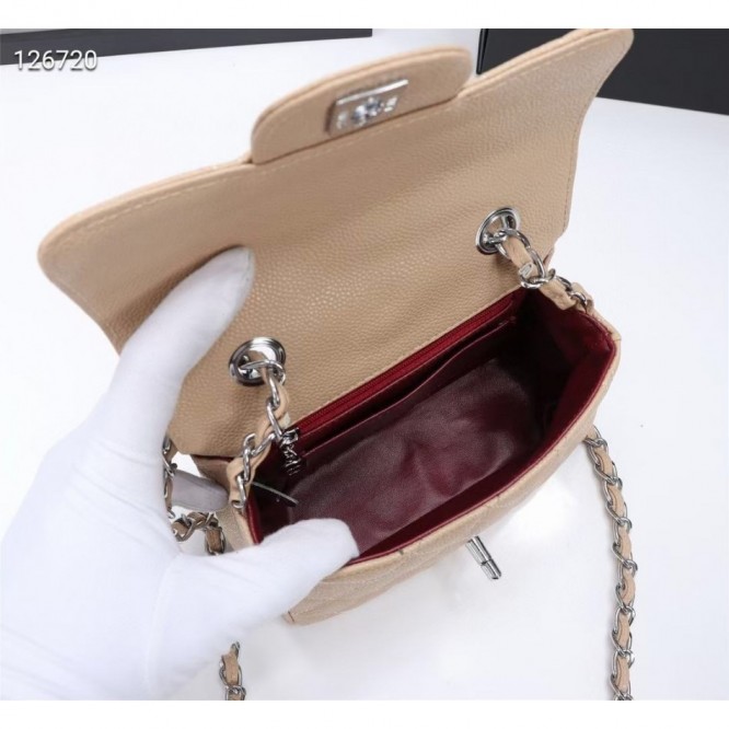 Chanel シャネル 大きなクラシックなハンドバッグ