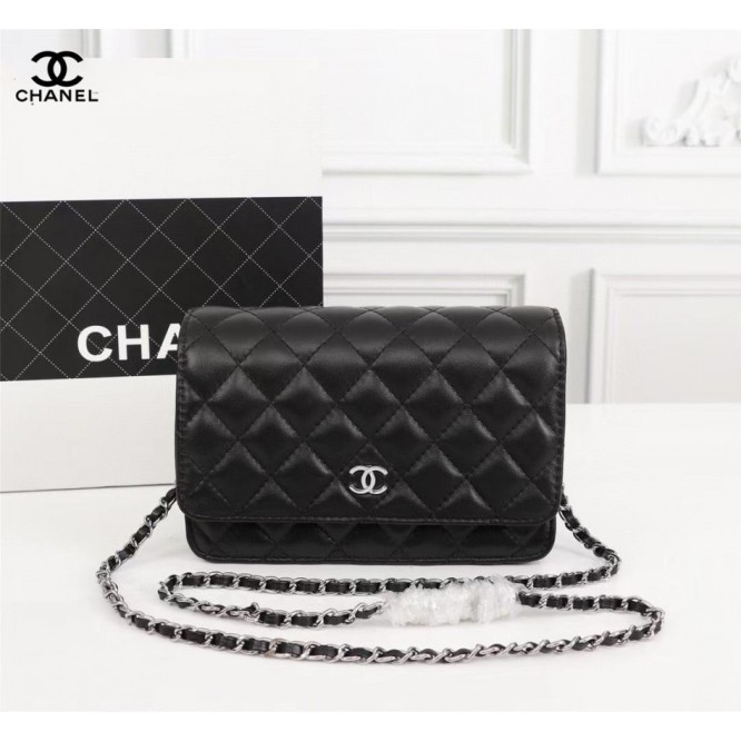 Chanel シャネル 大きなクラシックなハンドバッグ