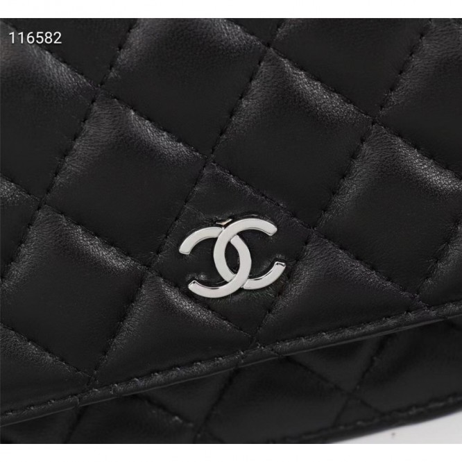Chanel シャネル 大きなクラシックなハンドバッグ