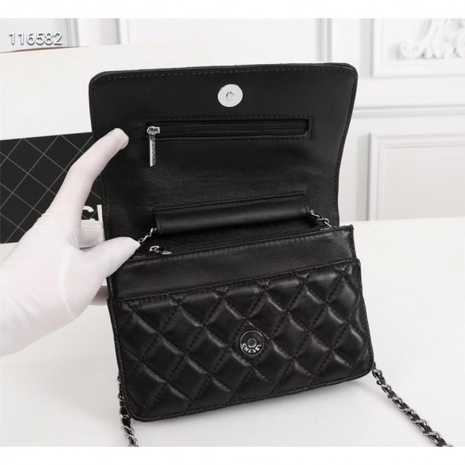 Chanel シャネル 大きなクラシックなハンドバッグ