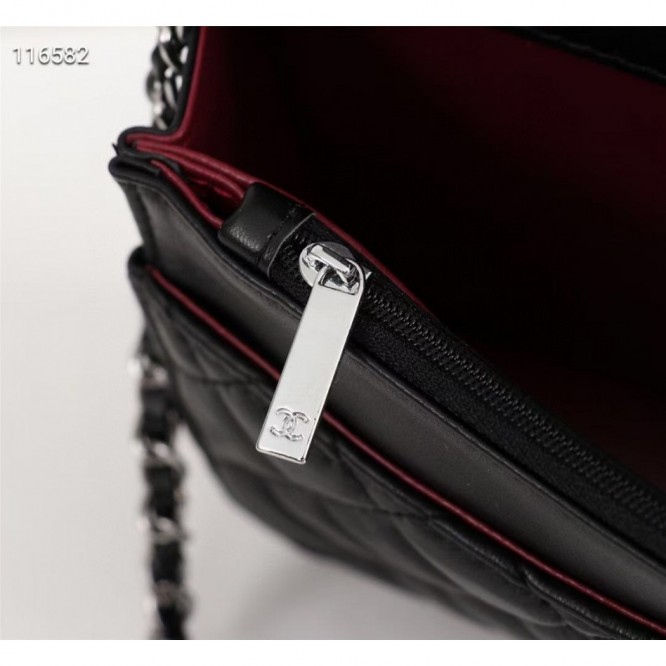 Chanel シャネル 大きなクラシックなハンドバッグ