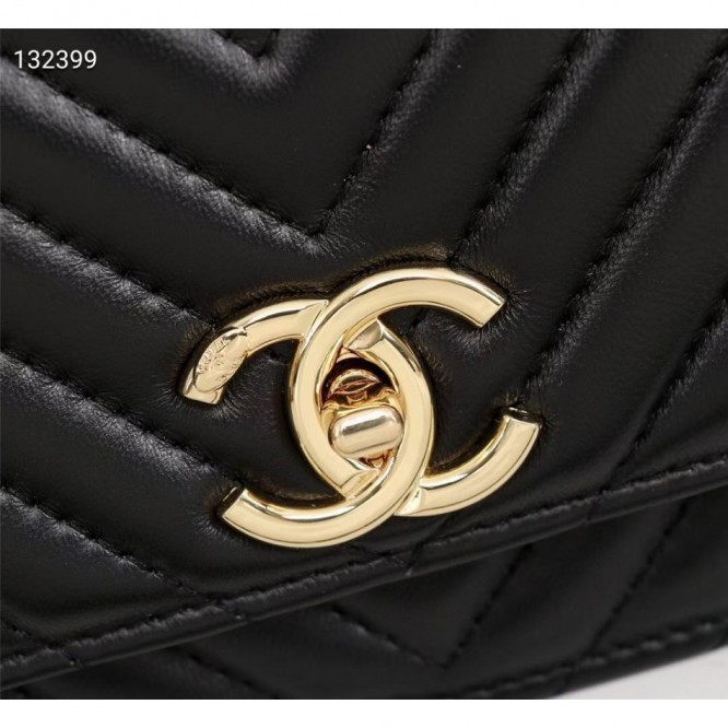 Chanel シャネル 大きなクラシックなハンドバッグ