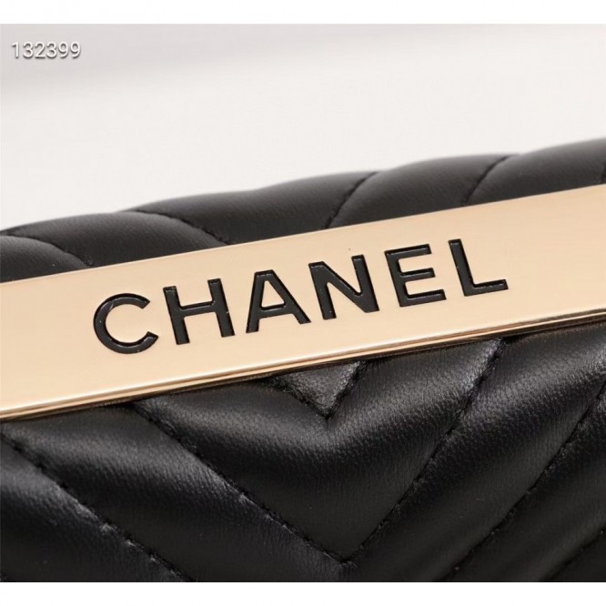 Chanel シャネル 大きなクラシックなハンドバッグ