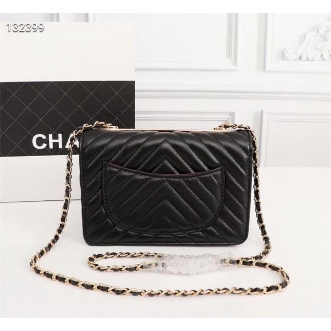 Chanel シャネル 大きなクラシックなハンドバッグ