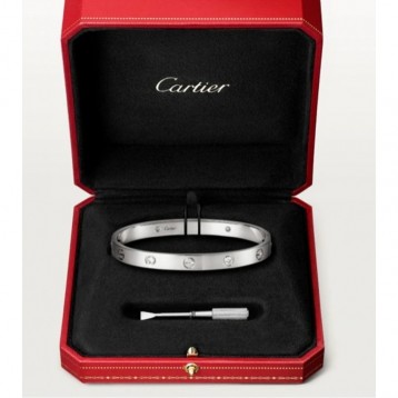 LOVE ブレスレット、ダイヤモンド4個 LOVE ブレスレット、ダイヤモンド4個