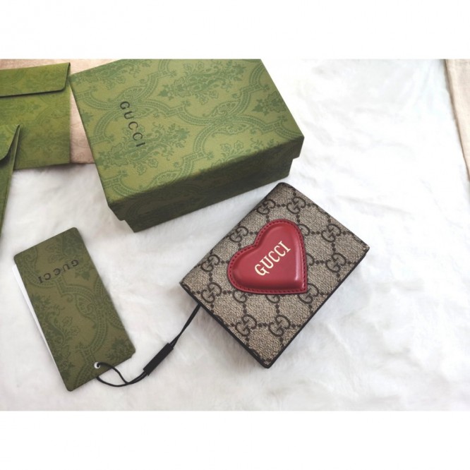 Gucciハート モチーフ付き カードケース ウォレット648848