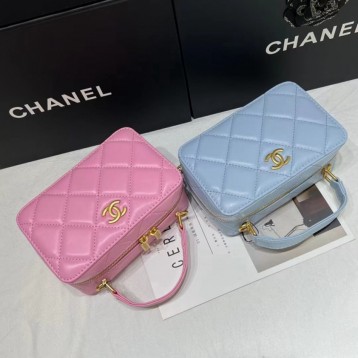 Chanel シャネル 大きなクラシックなハンドバッグ
