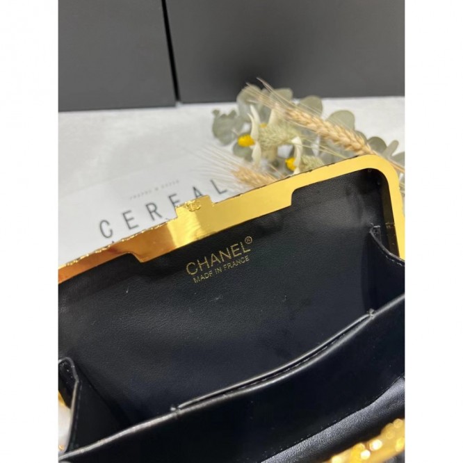 【CHANEL】 フラップバッグ ラムスキン ク