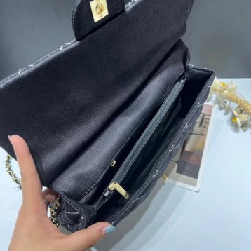 Chanel シャネル 大きなクラシックなハンドバッグ