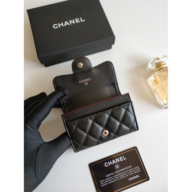ChaneL・レザー コンチネンタルウォレット 財布 折財布