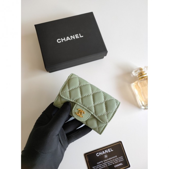 ChaneL・レザー コンチネンタルウォレット 財布 折財布