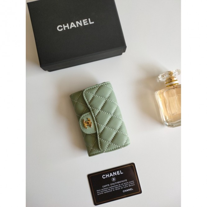 ChaneL・レザー コンチネンタルウォレット 財布 折財布