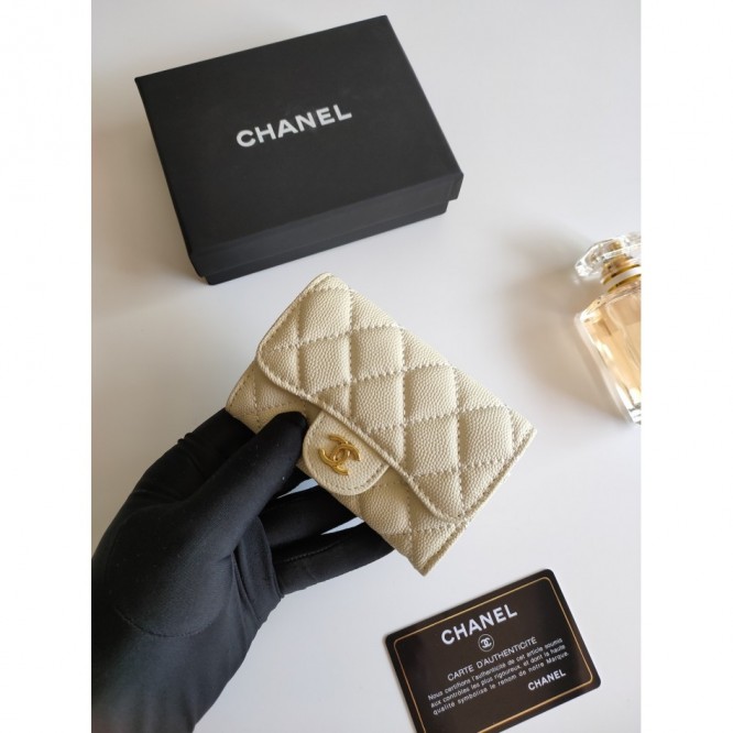 ChaneL・レザー コンチネンタルウォレット 財布 折財布