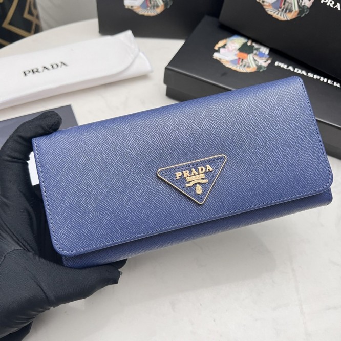 Pradaレザー コンチネンタルウォレット 財布 折財布