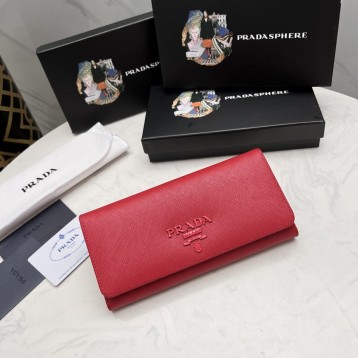 Pradaレザー コンチネンタルウォレット 財布 折財布