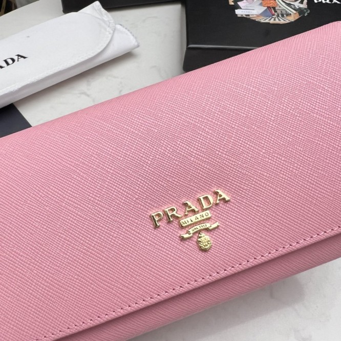 Pradaレザー コンチネンタルウォレット 財布 折財布