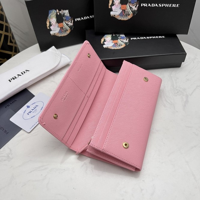 Pradaレザー コンチネンタルウォレット 財布 折財布