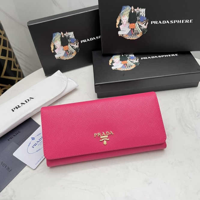 Pradaレザー コンチネンタルウォレット 財布 折財布