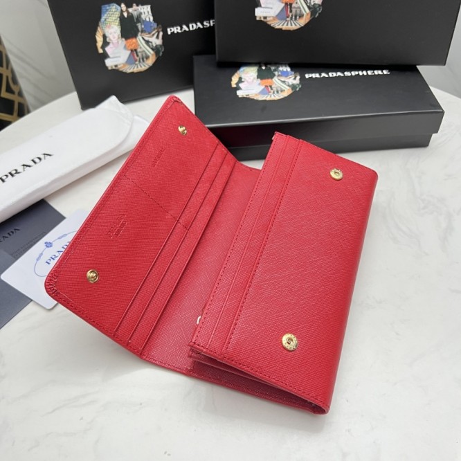 Pradaレザー コンチネンタルウォレット 財布 折財布
