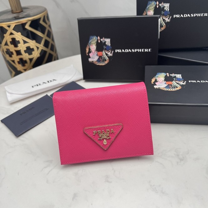 PRADA プラダ サフィアーノ 二つ折り財布