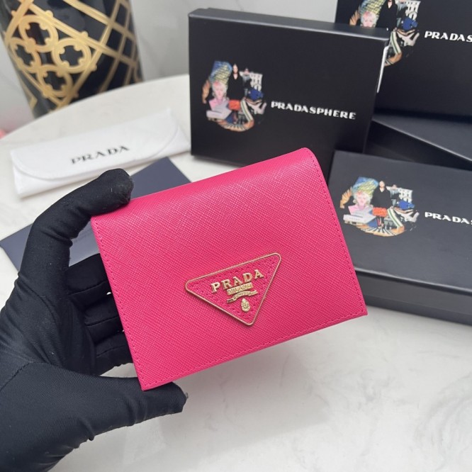 PRADA プラダ サフィアーノ 二つ折り財布