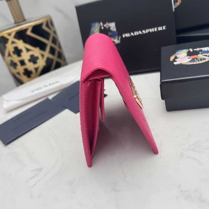 PRADA プラダ サフィアーノ 二つ折り財布