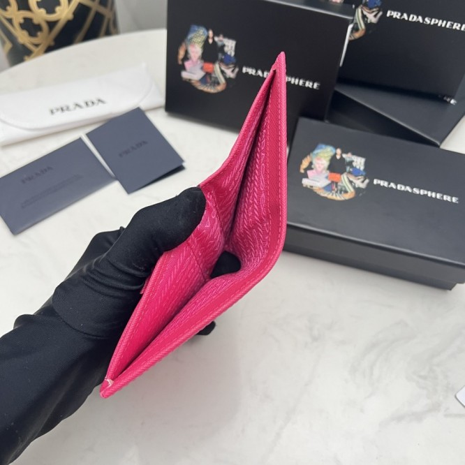 PRADA プラダ サフィアーノ 二つ折り財布