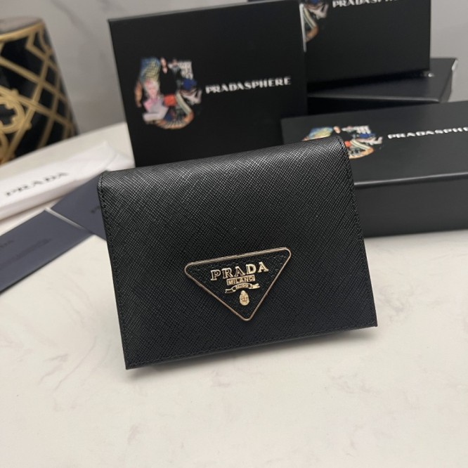 PRADA プラダ サフィアーノ 二つ折り財布