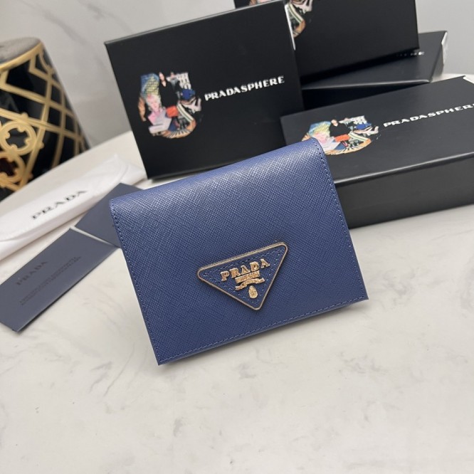 PRADA プラダ サフィアーノ 二つ折り財布