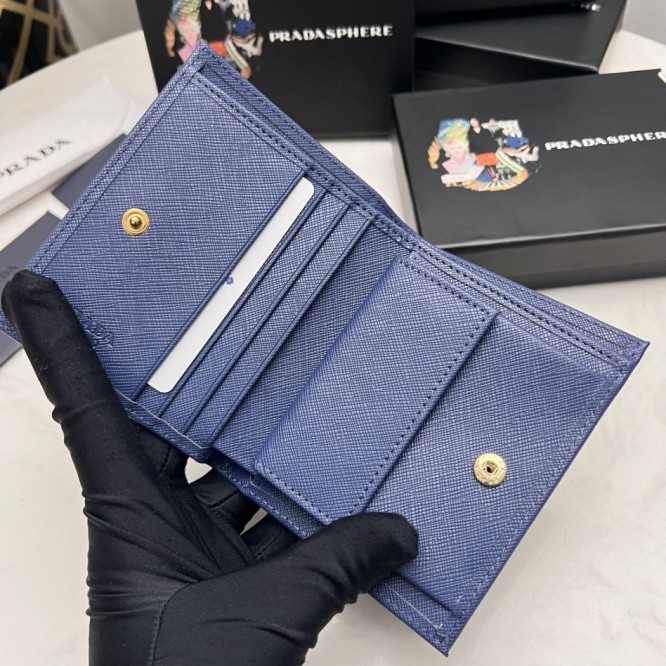 PRADA プラダ サフィアーノ 二つ折り財布