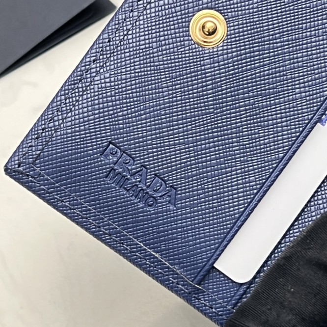 PRADA プラダ サフィアーノ 二つ折り財布