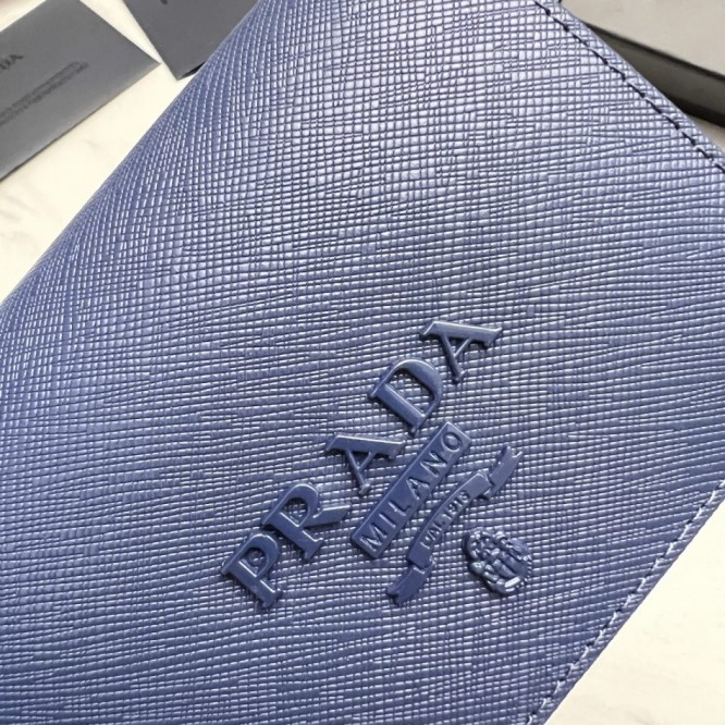 PRADA プラダ サフィアーノ 二つ折り財布