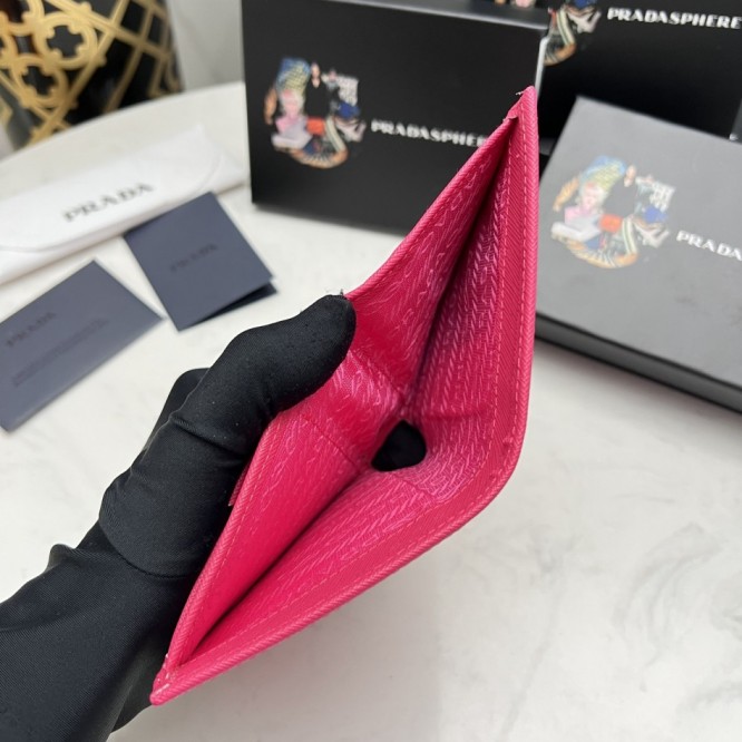 PRADA プラダ サフィアーノ 二つ折り財布