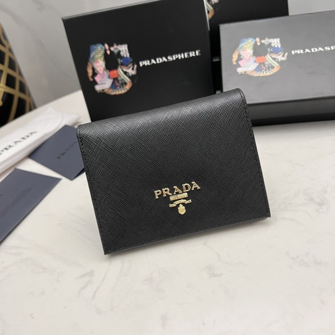 PRADA プラダ サフィアーノ 二つ折り財布