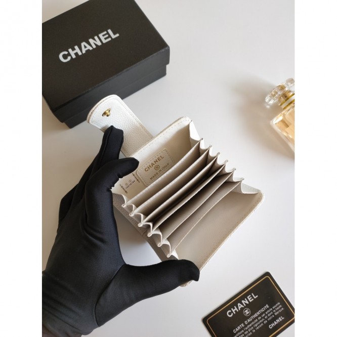 ChaneL・レザー コンチネンタルウォレット 財布 折財布
